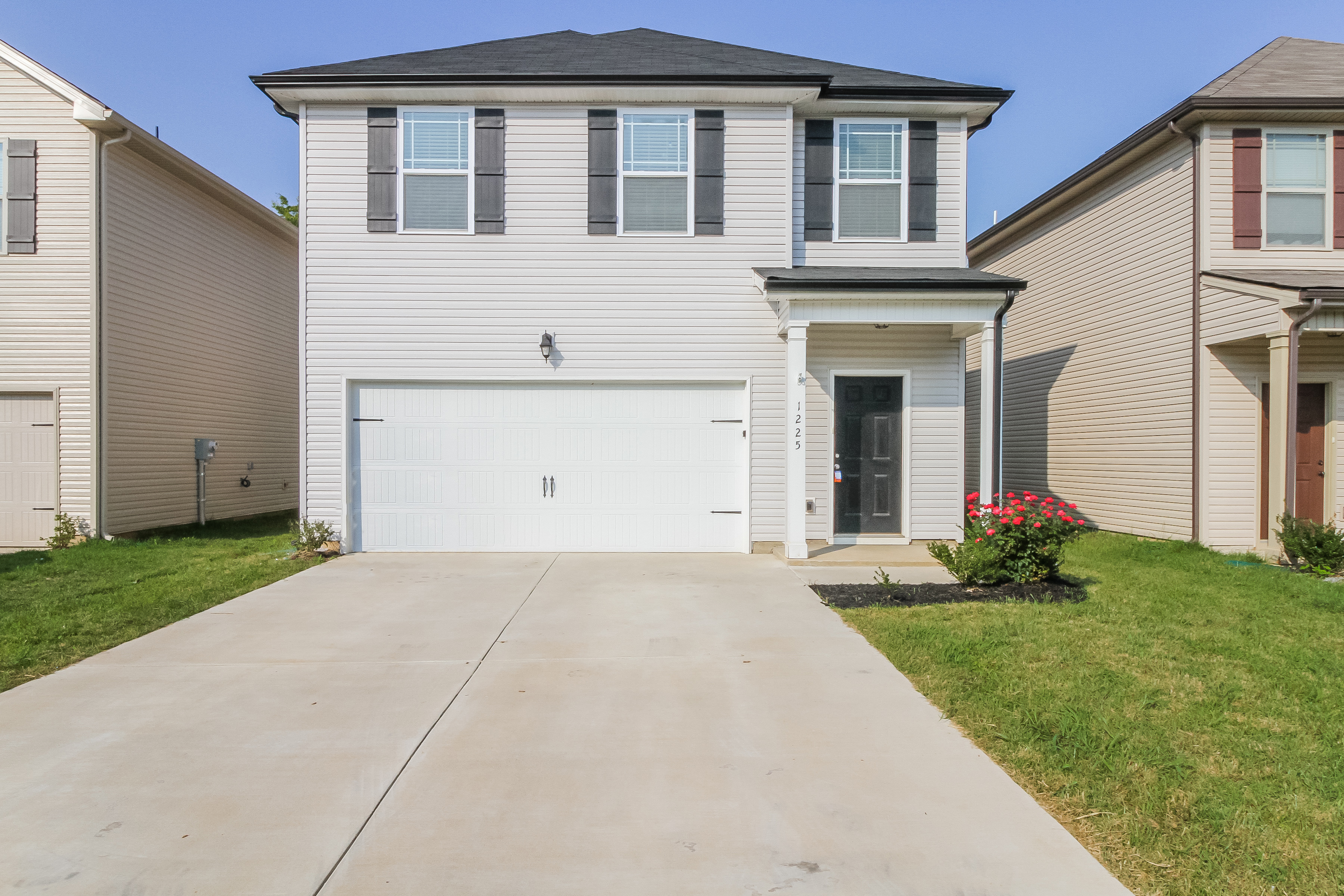 1225 Catawba Way Murfreesboro, TN 37130